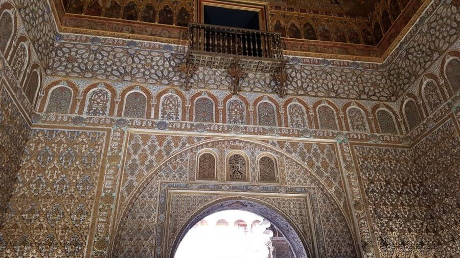 Seville: Alcázar, Cathedral & Giralda Fast Track Guided Tour - Should you book this fast-track Seville Alcázar, Cathedral, and Giralda tour?