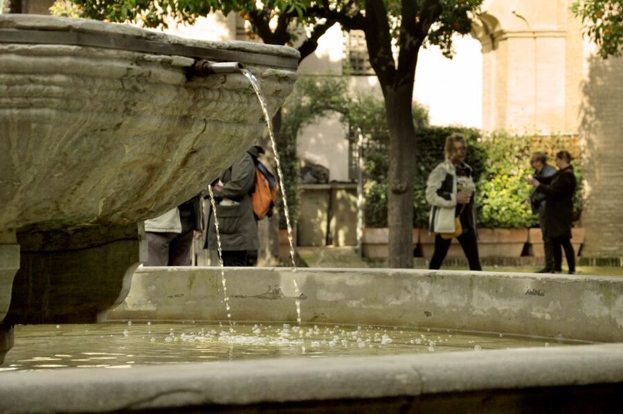 Seville: Alcazar & Cathedral Skip-the-Line Guided Tour - How the day runs at Seville’s Cathedral and Alcázar