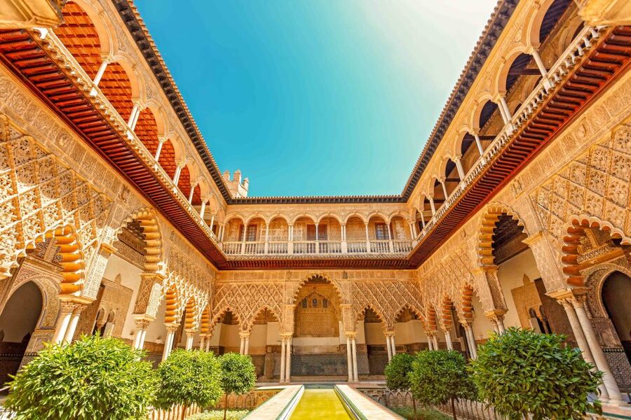 Seville: Alcázar Guided Palace Tour with Priority Access - Gardens With Hundreds of Plants, A Break From the Crowd