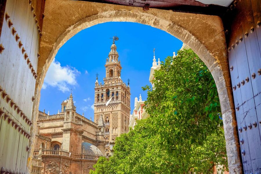 Seville: Alcázar Guided Palace Tour with Priority Access - What to Bring, Rules at Entry, and ID Reality