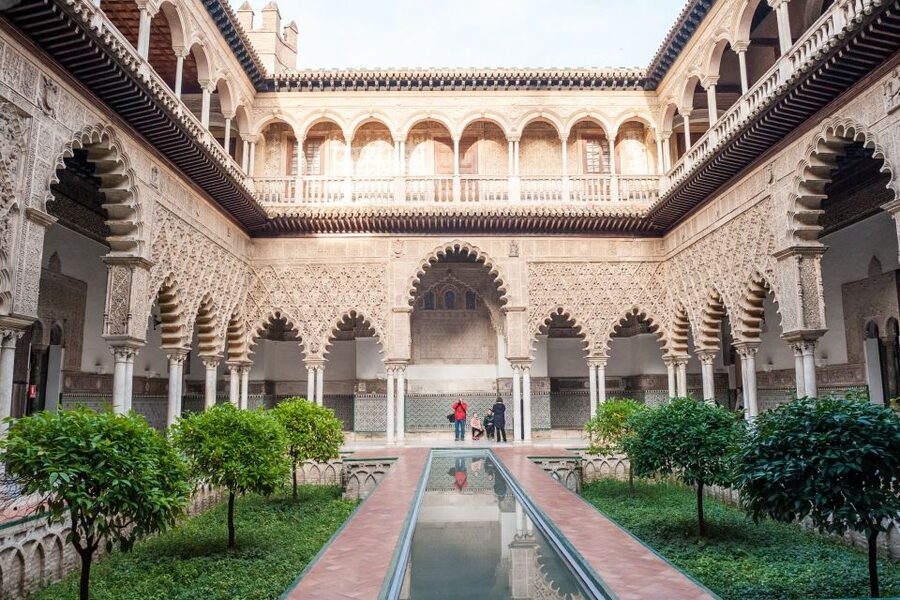 Seville: Alcazar Guided Tour with Entrance - Skip-the-line entry: what it saves, and what you still should expect