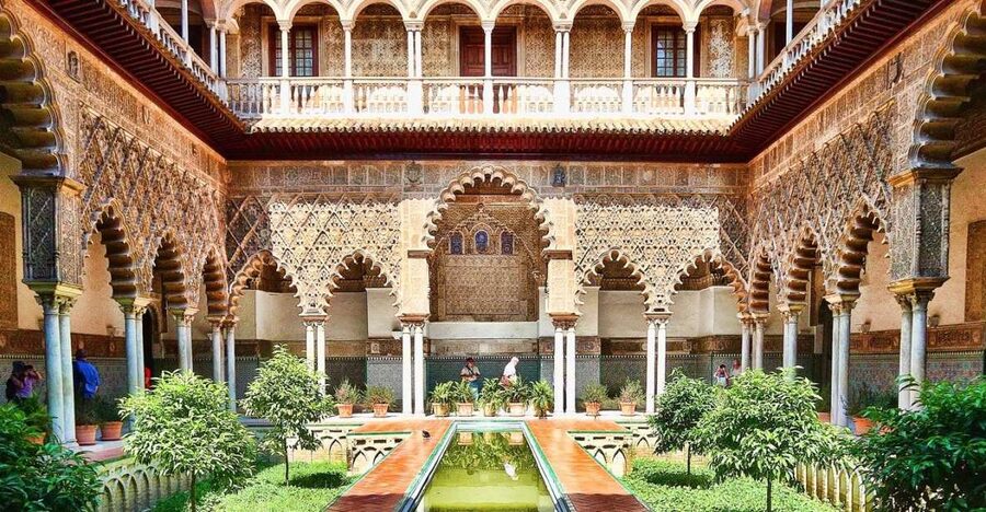 Seville: Alcázar Tour with Tickets Included - Patio del Crucero: the royal courtyard moment you shouldn’t rush