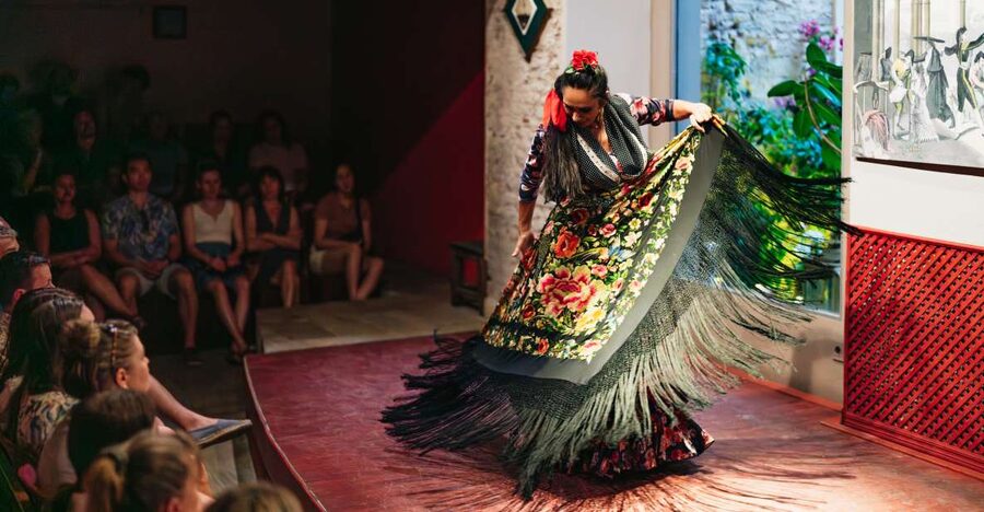Seville: Casa de la Memoria Flamenco Show - Tickets, voucher exchange, and how to avoid stress at the door