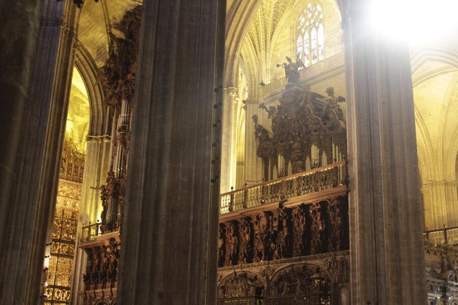 Seville: Cathedral and Giralda Skip-the-line Guided Tour - The Giralda Climb: 35 Ramps to City Views