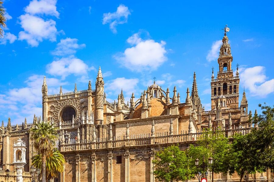 Seville: Cathedral and La Giralda Entry Ticket - Finding the Right Stories: Audio Guide Upgrade That Actually Helps