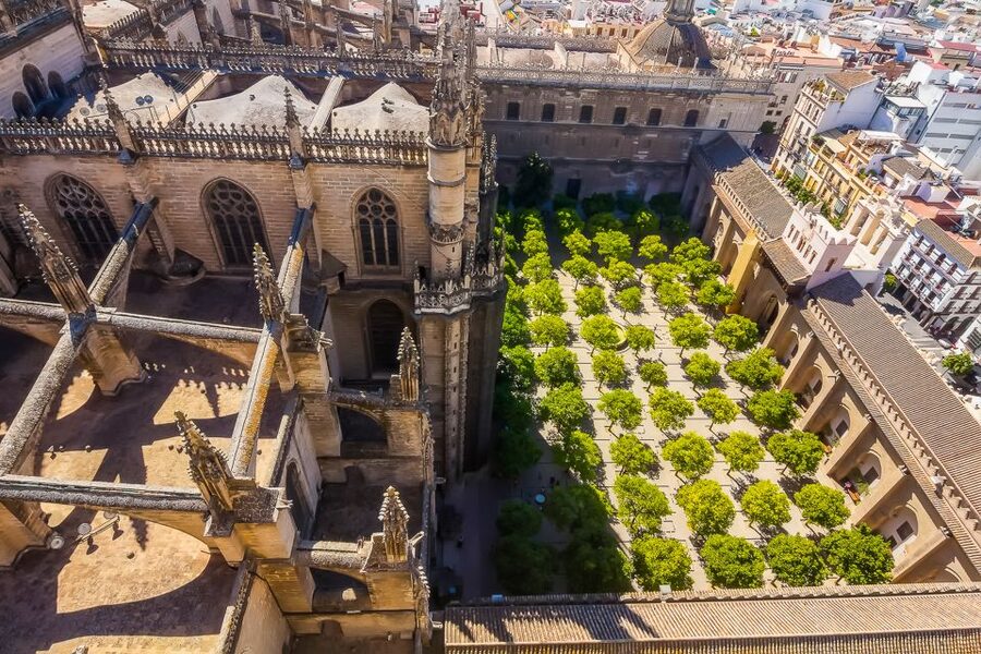 Seville: Cathedral and La Giralda Entry Ticket - La Giralda Tower Climb: Ramps, Views, and the Giraldillo
