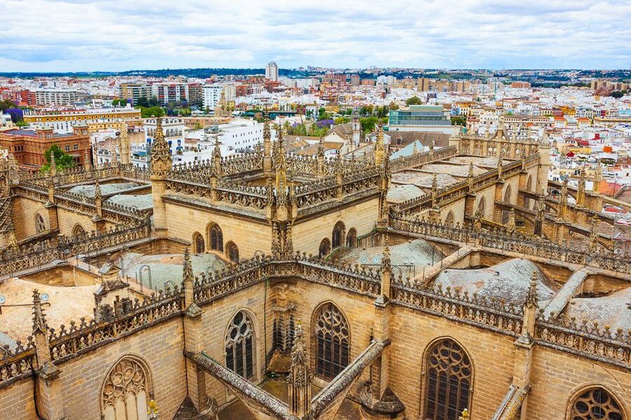 Seville: Cathedral and La Giralda Entry Ticket - Time Your Visit: How Long to Stay Inside