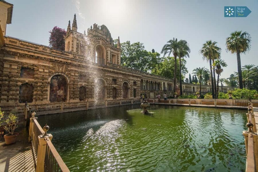 Seville: Cathedral, Giralda, and Royal Alcázar Guided Tour - How This 3-Hour Loop Keeps You From Wasting Time