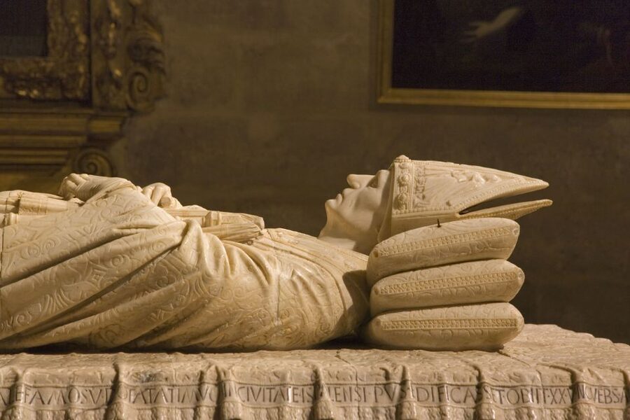 Seville: Cathedral & Giralda Guided Tour with Entry Tickets - Key points to know before you go
