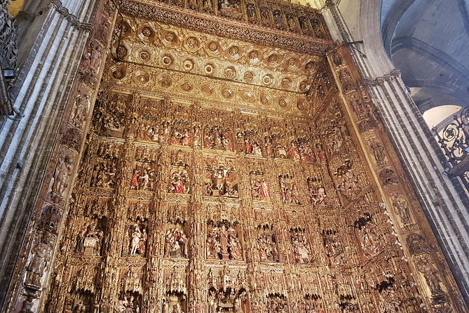 Seville Cathedral Tour including tickets and skip the line entry - The gold main altar with 36 scenes, how to look without getting lost