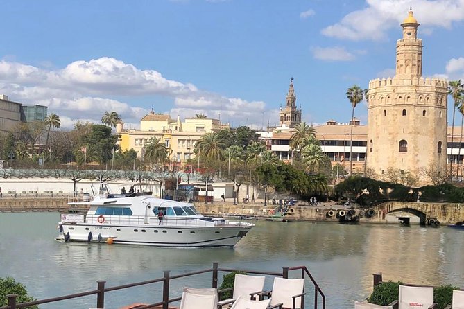 Seville: Cruise along the Guadalquivir River with appetizer - Alamillo Bridge and Expo 92 Views: Modern Seville by Water