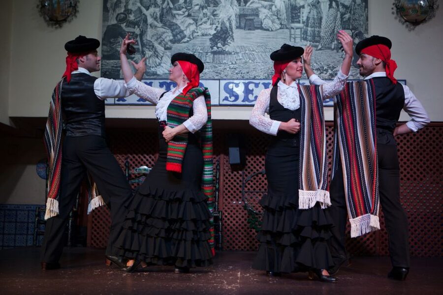 Seville: El Patio Sevillano Flamenco Show Ticket & Dinner - Key things to notice before you go