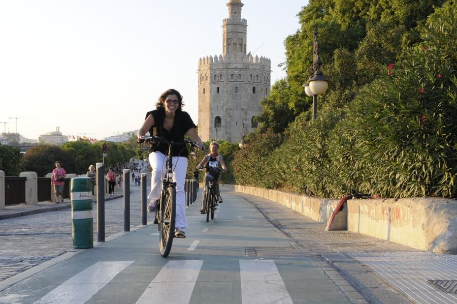 Seville: Electric Bike Tour in Small Group - Practical tips so your 2.5 hours go smoothly