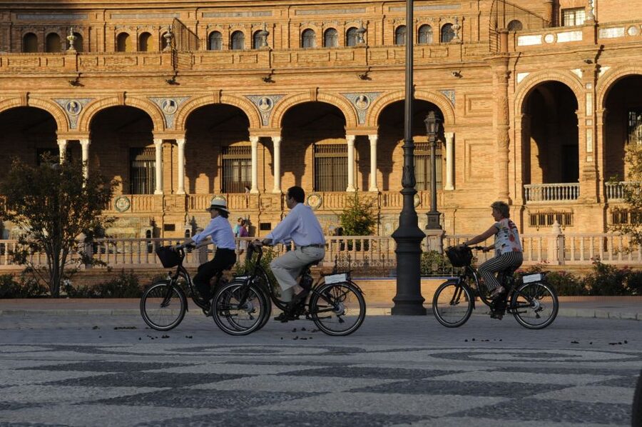 Seville: Electric Bike Tour in Small Group - Why a Seville electric bike tour beats walking for your first day