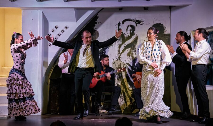 Seville: Flamenco Show at Tablao Los Gallos - Tablao Los Gallos: Santa Cruz flamenco with a real stage pulse