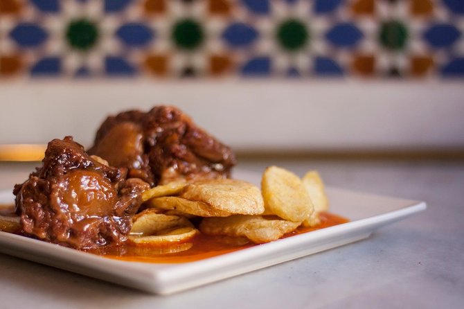 Seville Food Tour: Vermut, Churros & 10+ Tasty Local Dishes - Meeting at Pl. del Salvador and ending by Puente de Isabel II