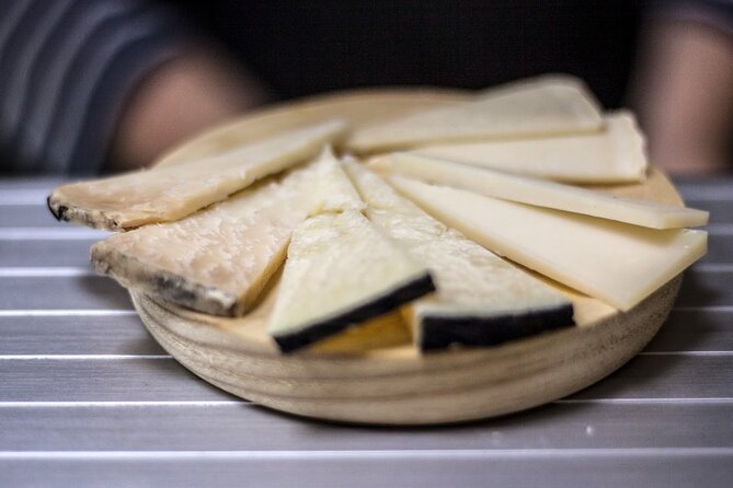 Seville Food Tour: Vermut, Churros & 10+ Tasty Local Dishes - Parque de María Luisa: Moorish and Renaissance in one plaza