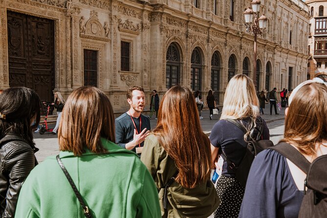 Seville Former Jewish Quarter Walking Tour: Santa Cruz - Tour format and logistics that matter on Seville’s narrow lanes