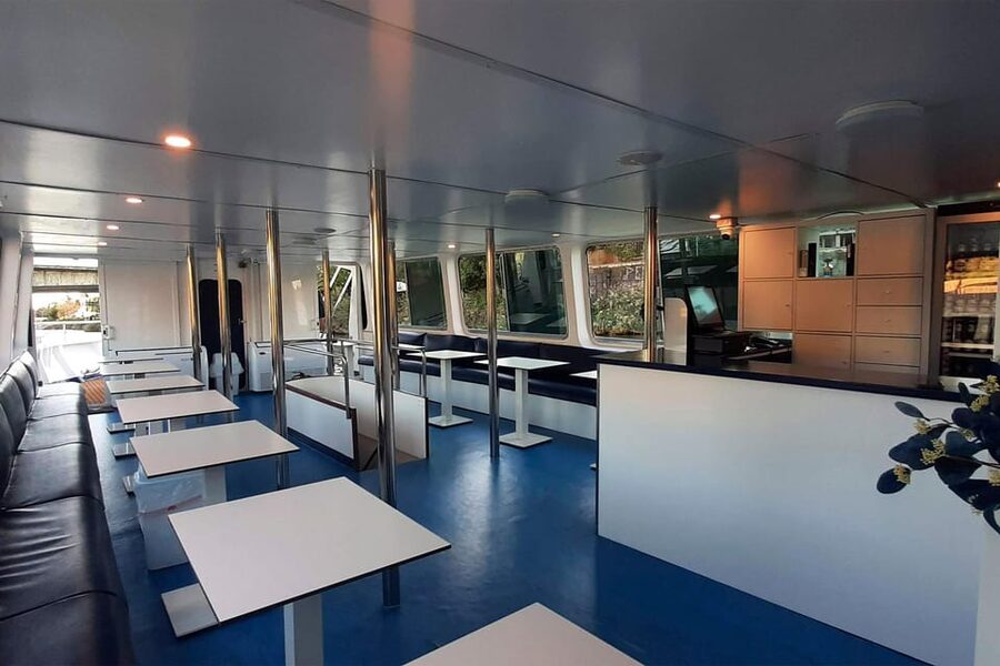 Seville: Guadalquivir Boat Tour with Optional Lunch/Dinner - Muelle Nueva York meeting spot, and how not to waste time