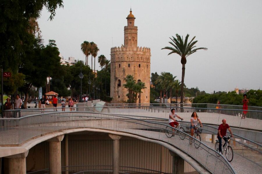Seville: Guided Sunset Bike Tour - Barrio de Santa Cruz: narrow streets make the city feel human