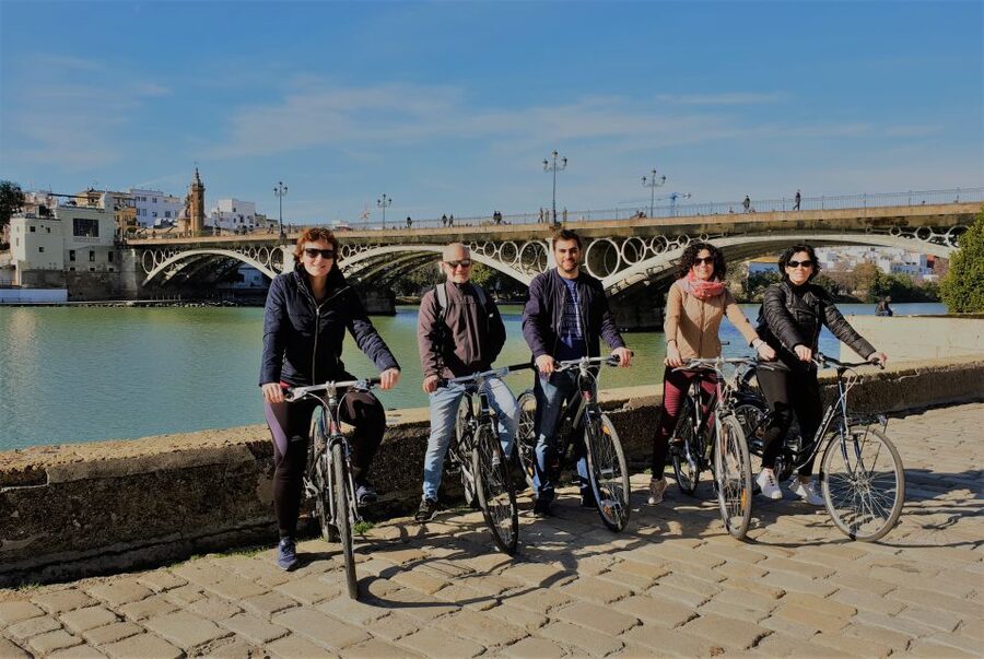 Seville: Highlights Bike Tour with Local Guide - Alameda de Hércules and the early photo stops that get your bearings
