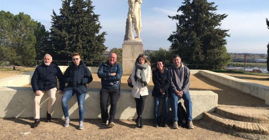 Seville: Italica Roman Ruins City Tour - Meeting point and getting there at Av. Extremadura 2