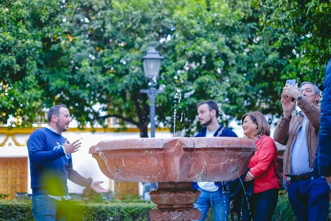 Seville Jewish Quarter Small Group Tour with Tapas and Drinks - Susona and the Street of Death: Medieval Storytelling You Can Walk