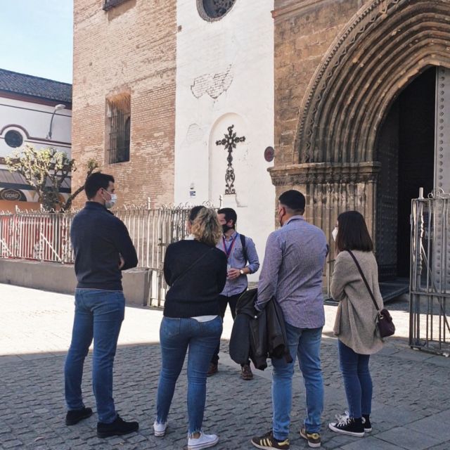 Seville Jewish Quarter walking tour: Santa Cruz District - Calle Susona: the street where the legend gets specific