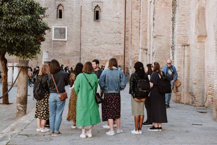 Seville Jewish Quarter walking tour: Santa Cruz District - Hospital de los Venerables: history with a serious backbone
