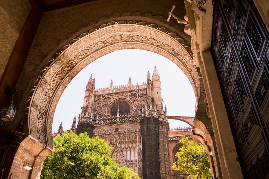 Seville: Priority Access Cathedral & Giralda Tour - Columbus at the Cathedral: What to Look for
