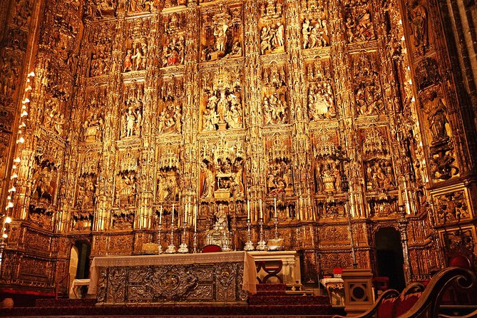 Seville Private Walking Tour with Alcazar & Cathedral Tickets - The private-guide advantage: pace, questions, and local detail