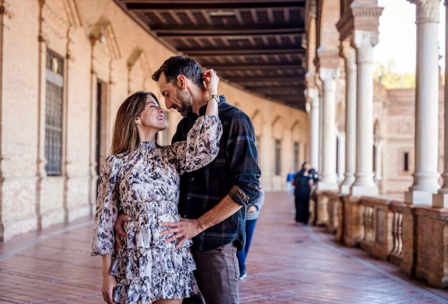 Seville: Professional Photoshoot at Plaza de España - FAQ