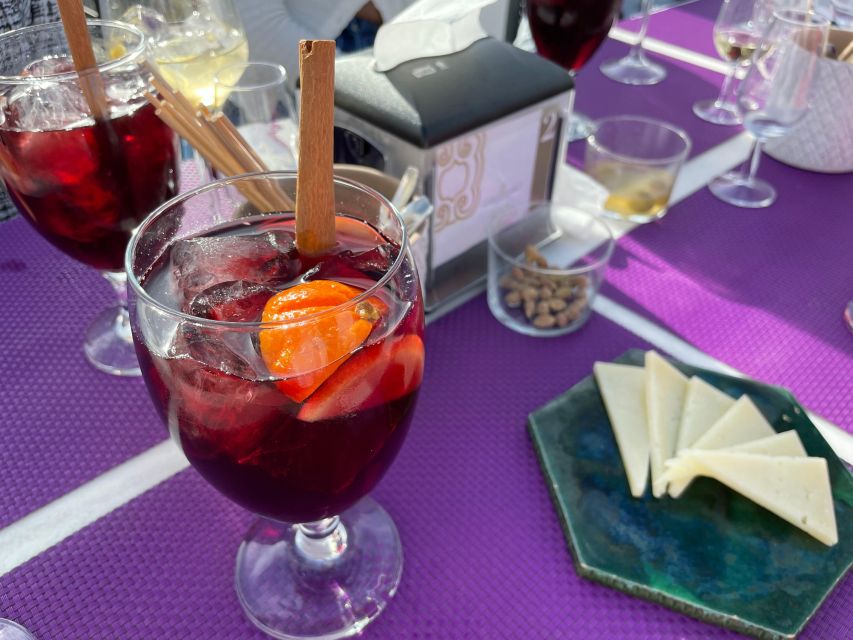 Seville: Sangria Tasting Experience - Four sangrias in 1.5 hours: the tasting flight explained