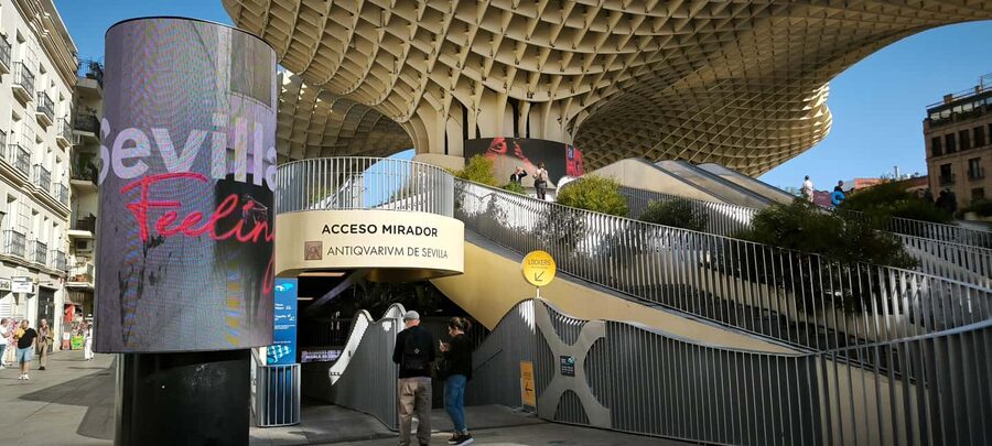 Seville: Setas de Sevilla Entry Ticket - The 250-metre wooden walkway and the 27-metre viewpoint