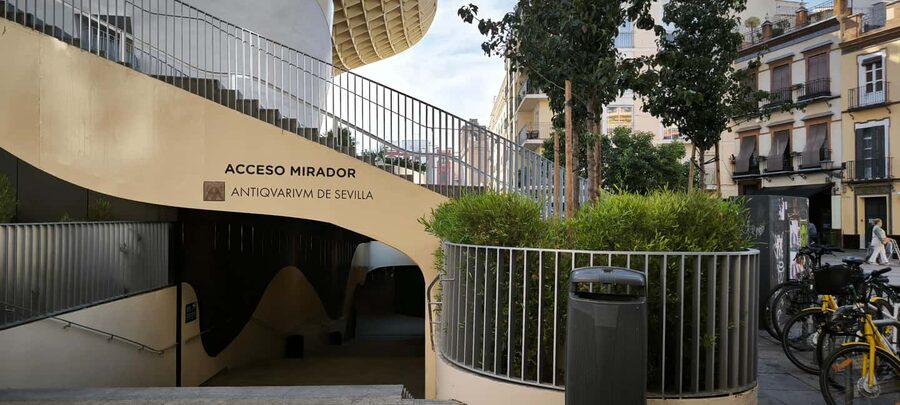 Seville: Setas de Sevilla Entry Ticket - After the show: the shaded plaza and where to relax