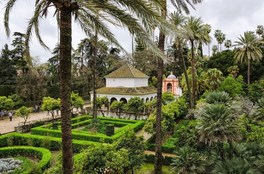Seville: Small-Group Alcázar Guided Tour & Entry Ticket - Why This Alcázar Tour Works Better Than Going Solo