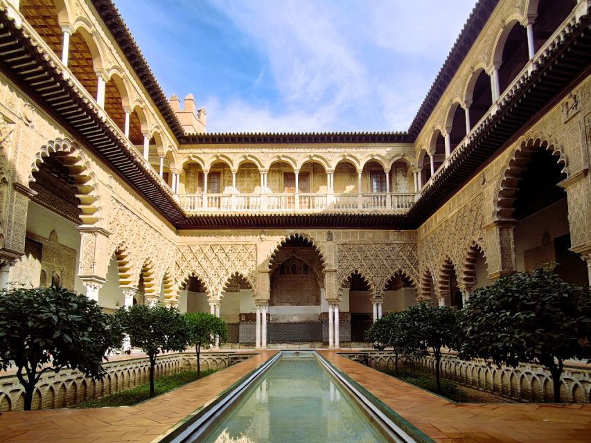 Seville: Small-Group Alcázar Guided Tour & Entry Ticket - Meeting at Plaza del Triunfo, Finding Your Guide, and Timing Your Arrival