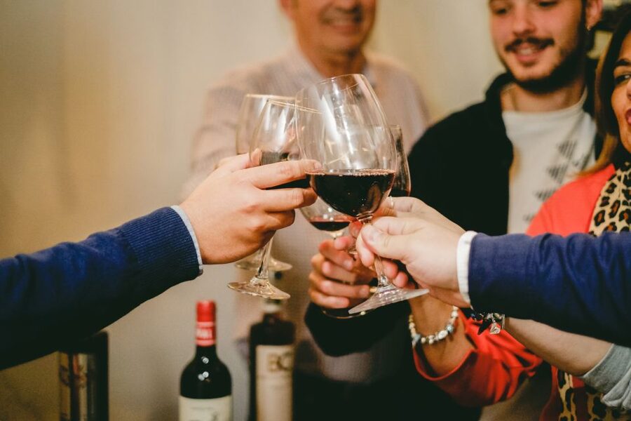 Seville: Small Group Jewish Quarter Tour with Tapas & Drinks - Price and What $59 Actually Buys You in Seville Time