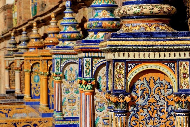 Seville Small-Group Monumental Highlights Walking Tour - Seville as the Port of the Indies: trade that reshaped everything
