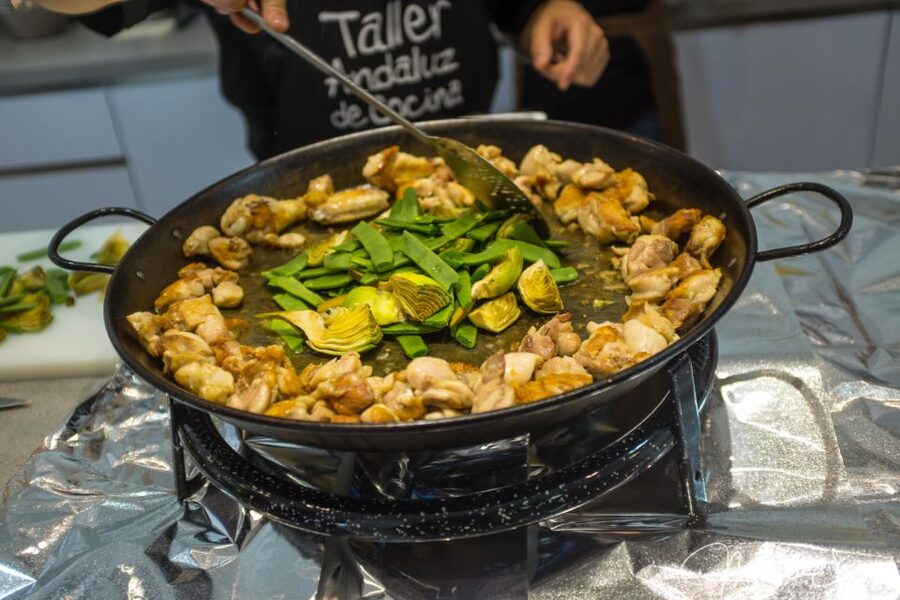 Seville: Spanish Cooking Class with Dinner - Triana Market kitchen: where the night starts