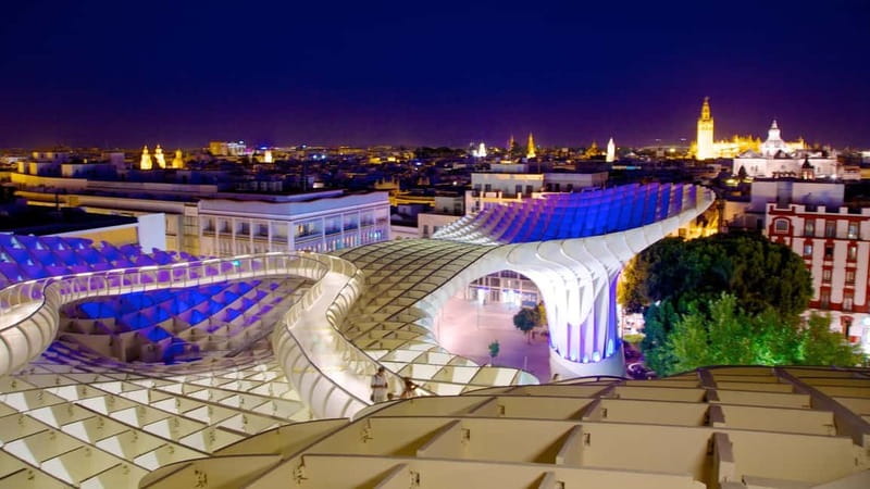 Seville: Sunset Roof Top Walking Tour - Alcázar wall views and why they matter for orientation