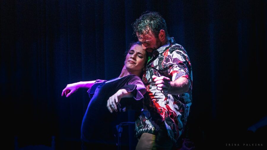 Seville: Traditional Flamenco Show in Triana - Triana flamenco at Orillas de Triana, why this feels more real