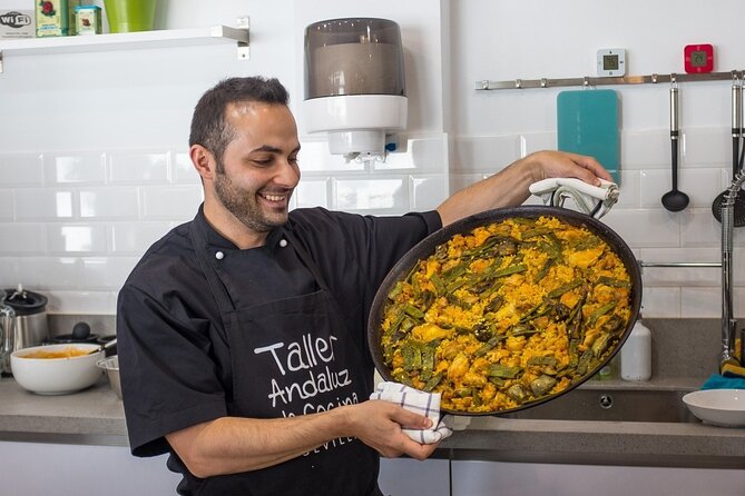 Spanish Cooking Class and Dinner in Seville - The 6:00 pm start and how the 3 hours usually feel