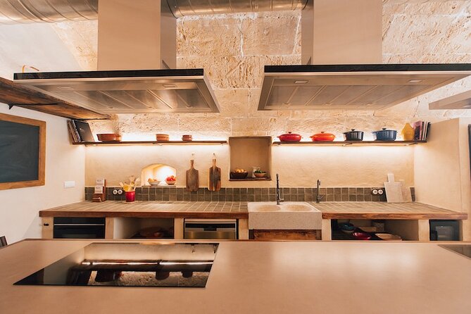 Spanish Cooking Experience in Mallorca - The big dining table moment, and why it matters