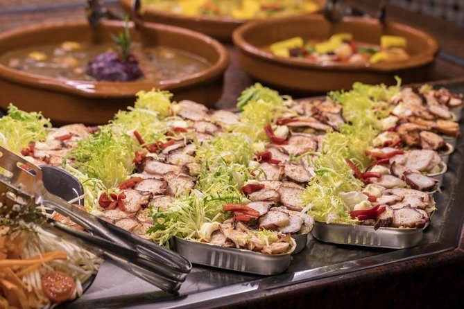 Tablao Flamenco Cordobes on Rambla Barcelona with Dinner Option - Inside the venue: Nazarí décor, seating reality, and the no-photo rule