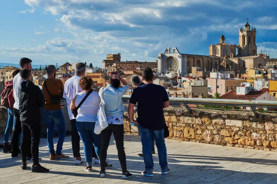 Tarragona: Roman Heritage Guided Walking Tour - The historic center: Roman remains under today’s streets