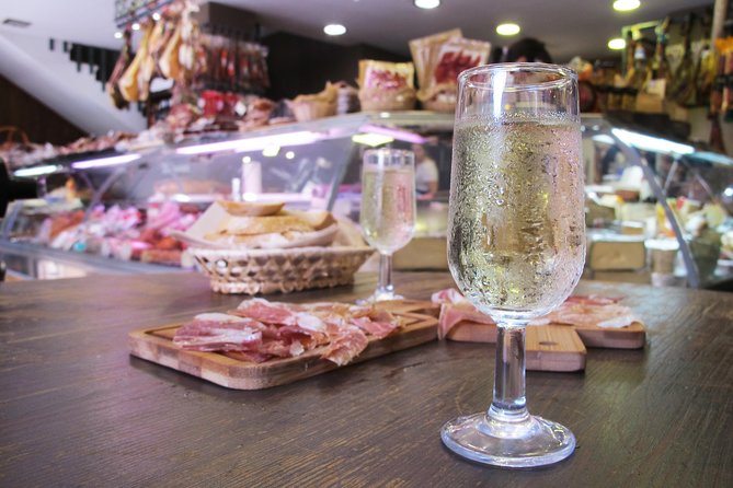 Taste of Malaga Tour : Tapas, History and Local Customs - Stop 5: A chef’s modern finale near the Alcazaba