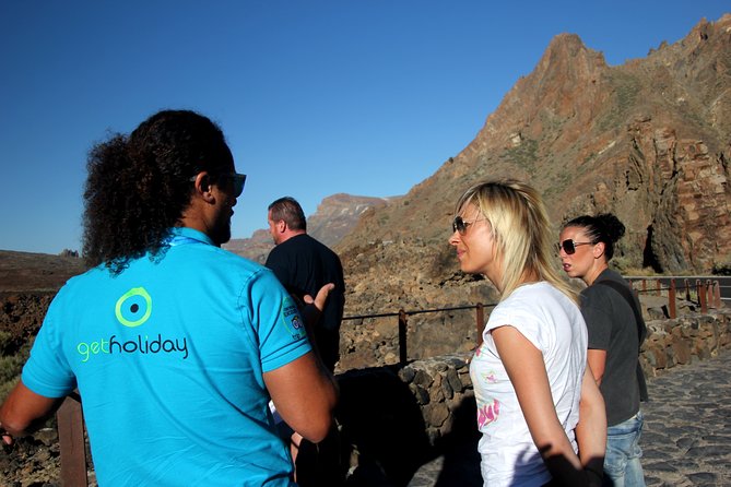 Teide National Park Exclusive and private Tour - Stop 3: Los Roques de Garcia for classic Teide rock formations