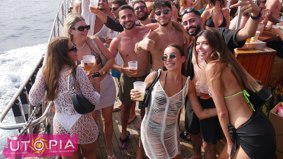 Tenerife: Boat Party with Open Bar and DJs - Where the Day Starts: Black Pearl Café in Puerto Colón