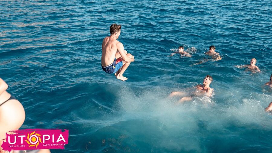 Tenerife: Boat Party with Open Bar and DJs - The Pre-Party That’s More Like a Warm-Up
